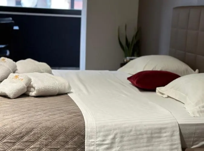 Apartament La Mirage 04 *